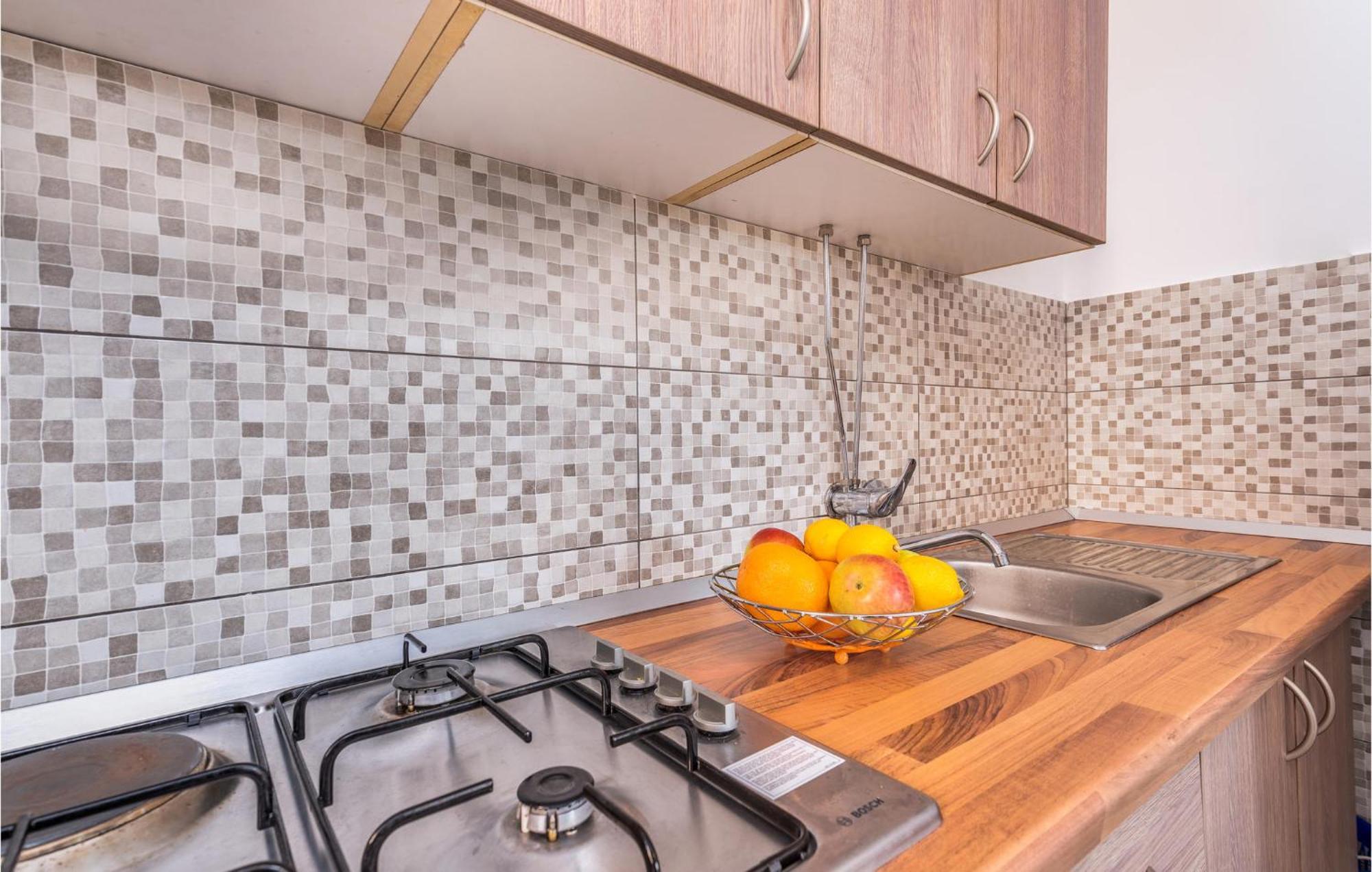 Gorgeous Apartment In Krk With Kitchen Krk Town Zewnętrze zdjęcie